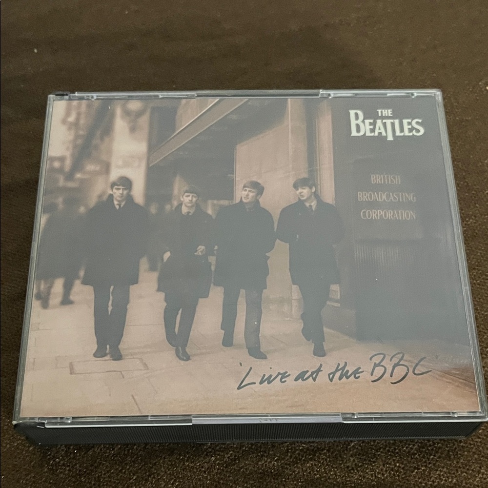 😄The Beatles double disc live at the BBC cd